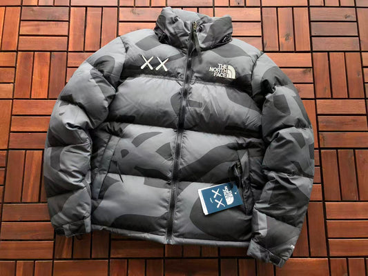 THE NORTH FACE x KAWS PUFFER