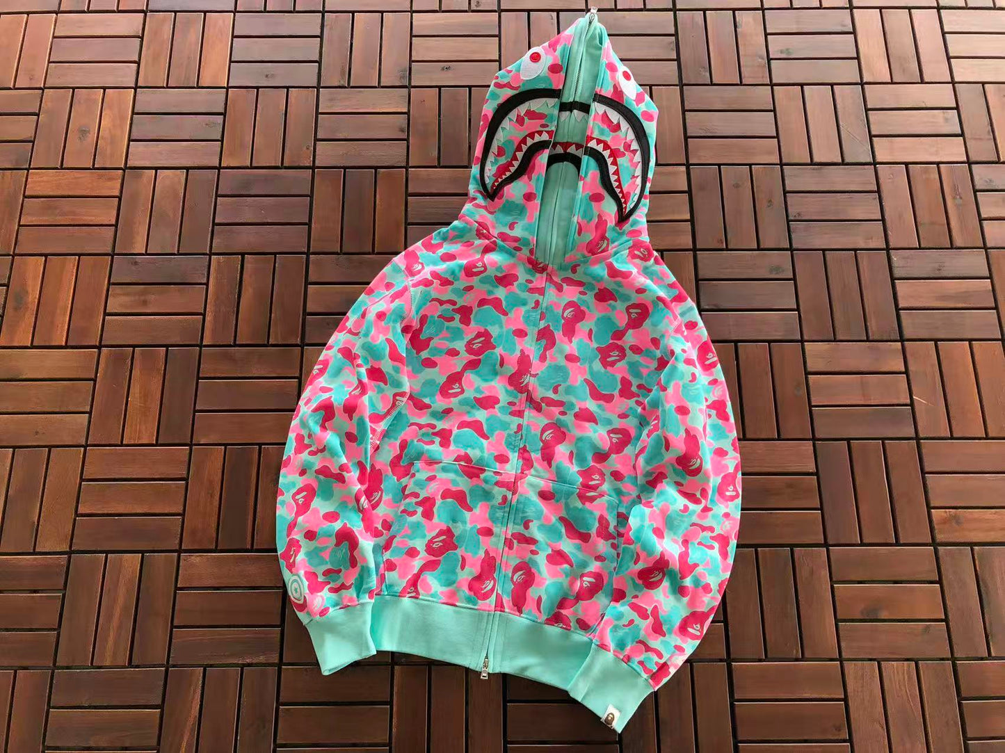 BAPE HOODIE 8