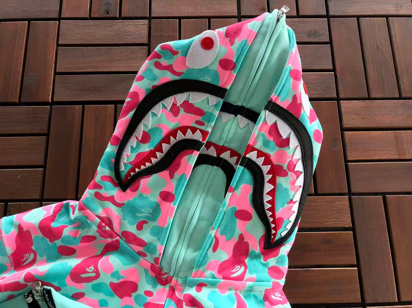 BAPE HOODIE 8
