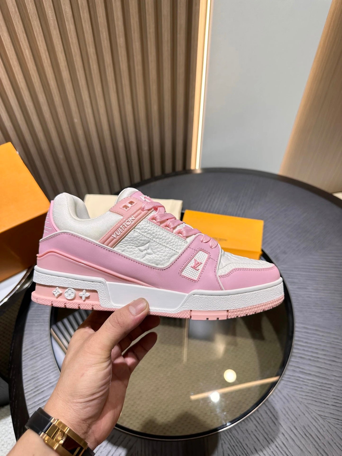 LV TRAINER PINK WHITE