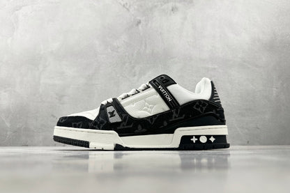 LV TRAINER BLACK WHITE