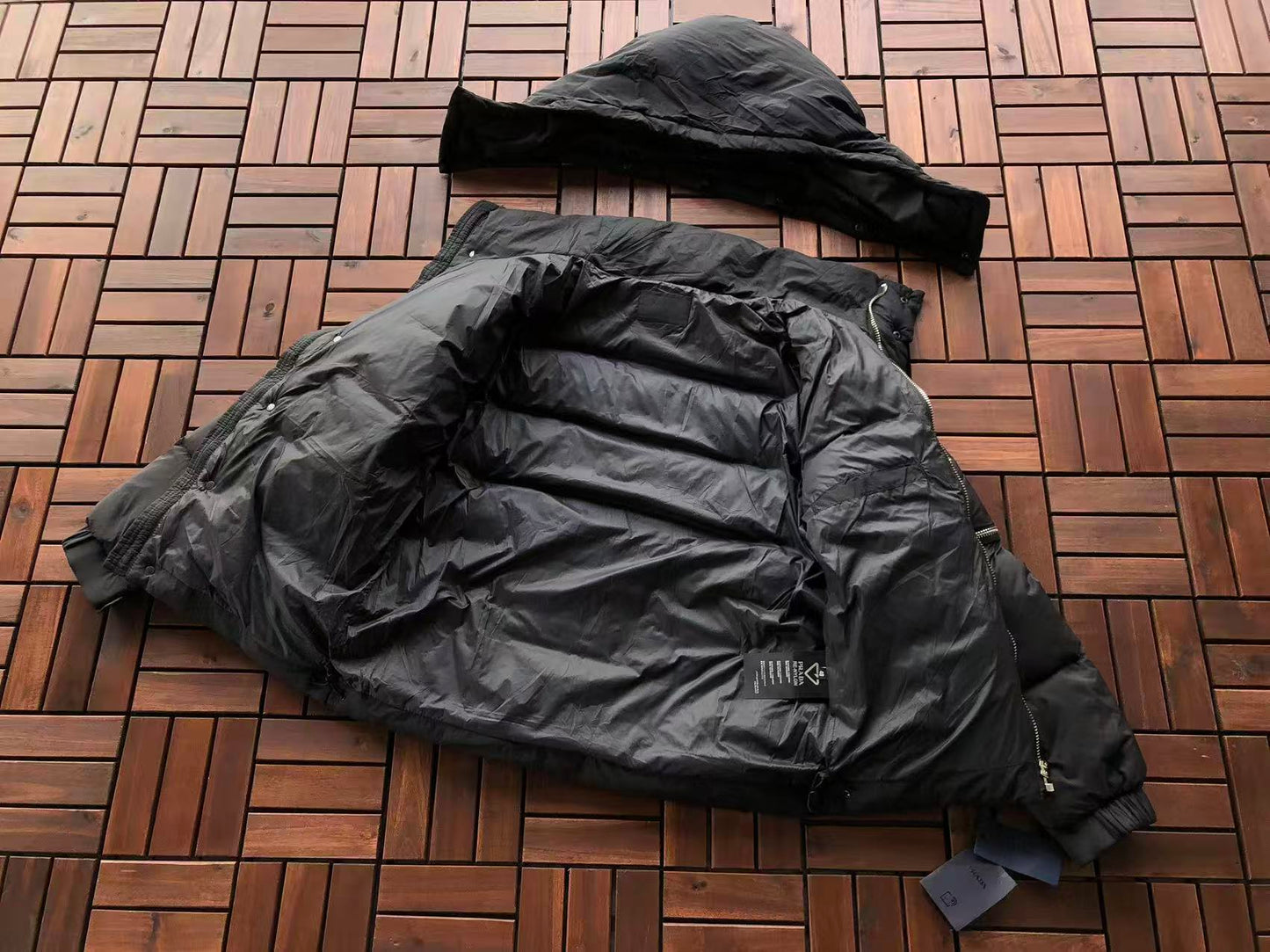 PRADA PUFFER BLACK