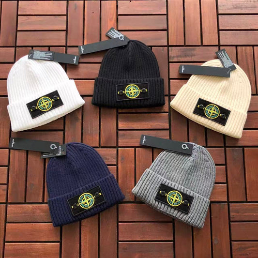 STONE ISLAND BEANNIE