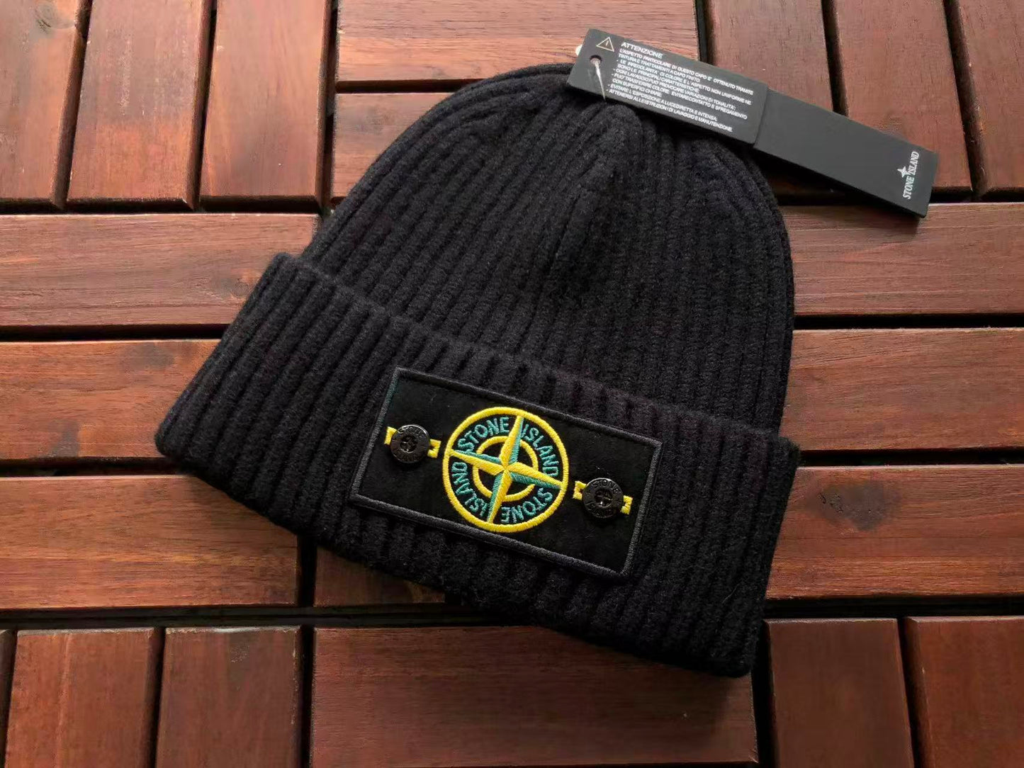 STONE ISLAND BEANNIE