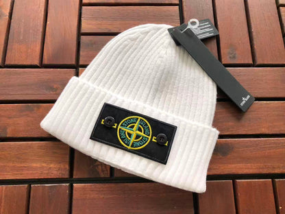 STONE ISLAND BEANNIE